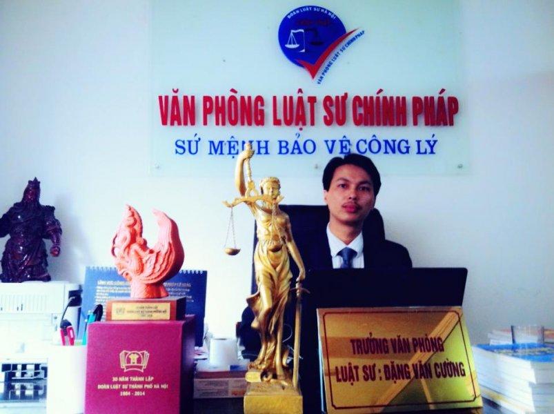 Vụ CSGT bị đâm thủng bụng: Can phạm phòng vệ chính đáng?